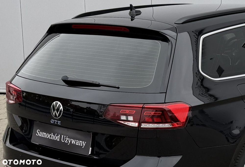 Volkswagen Passat - 15