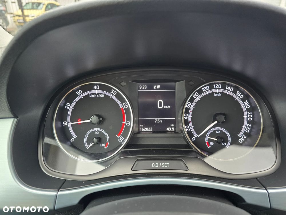 Skoda Fabia 1.0 TSI Ambition - 37