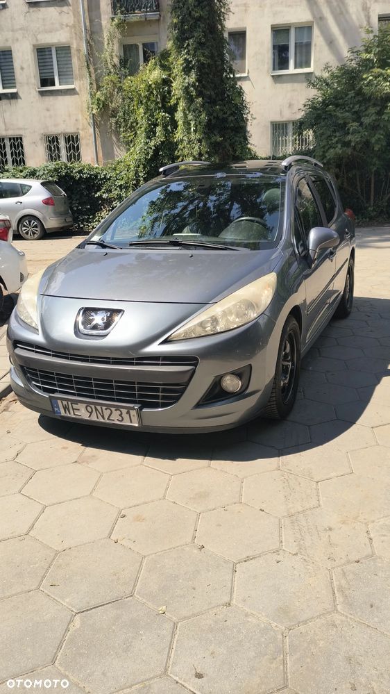 Peugeot 207 1.6 HDi Presence Euro5 - 2