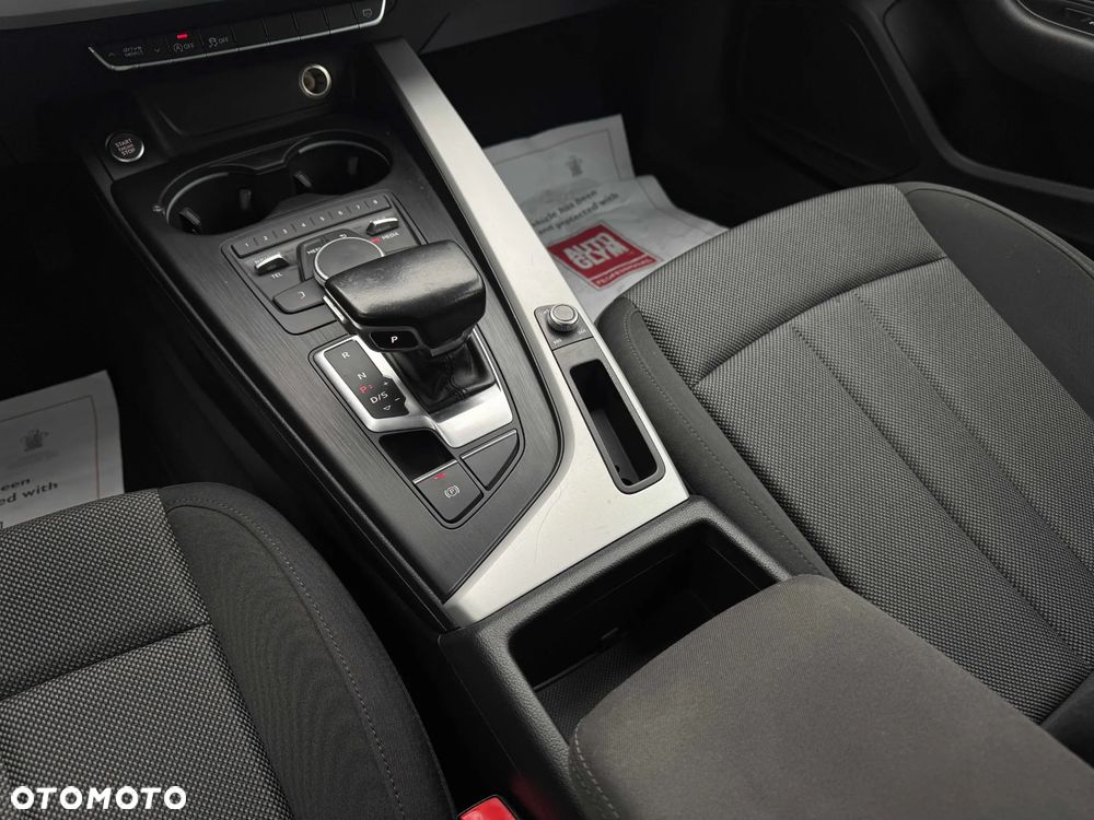 Audi A4 Avant 2.0 TDI S tronic - 28