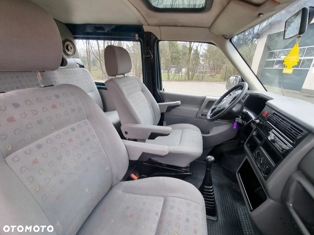 Volkswagen Transporter - 14