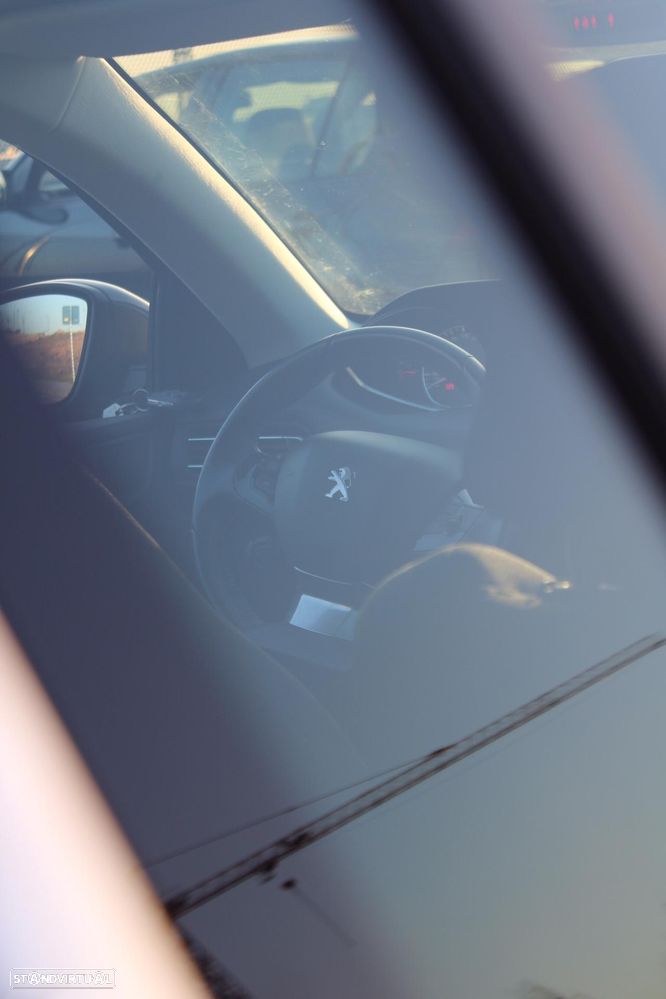 Peugeot 308 1.6 BlueHDi Allure - 6