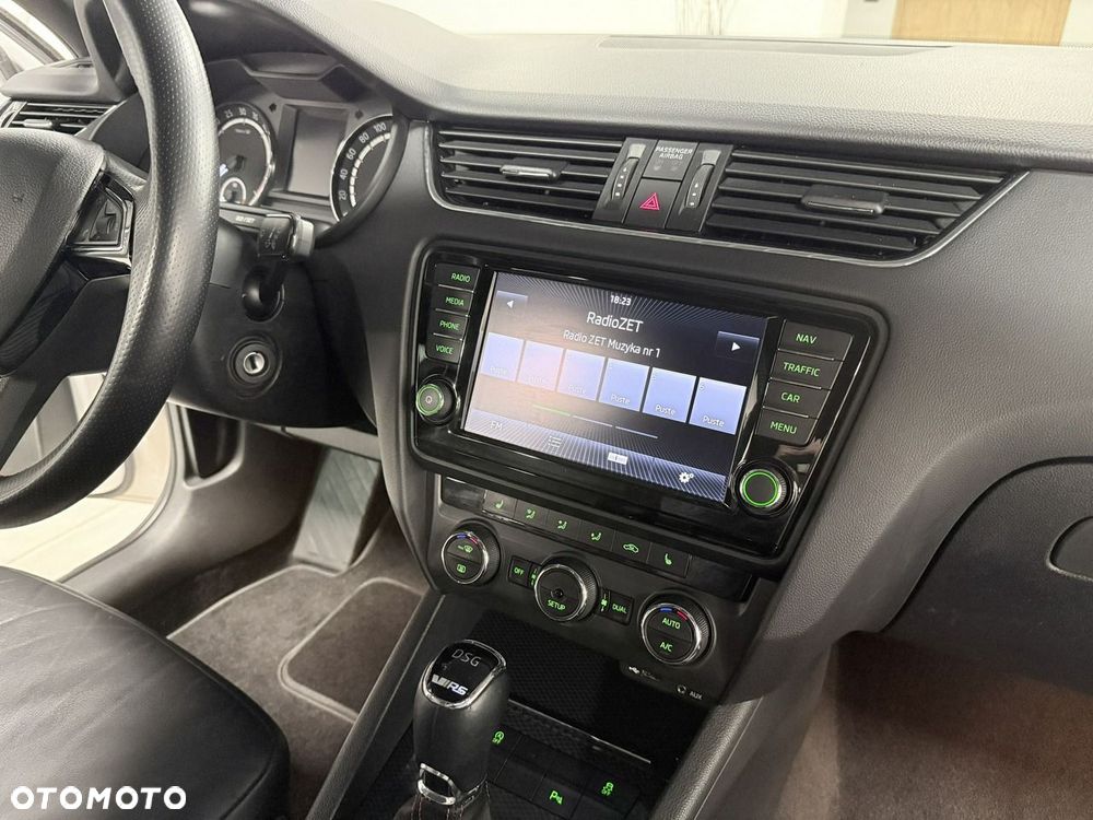 Skoda Octavia 2.0 TDI RS DSG - 20