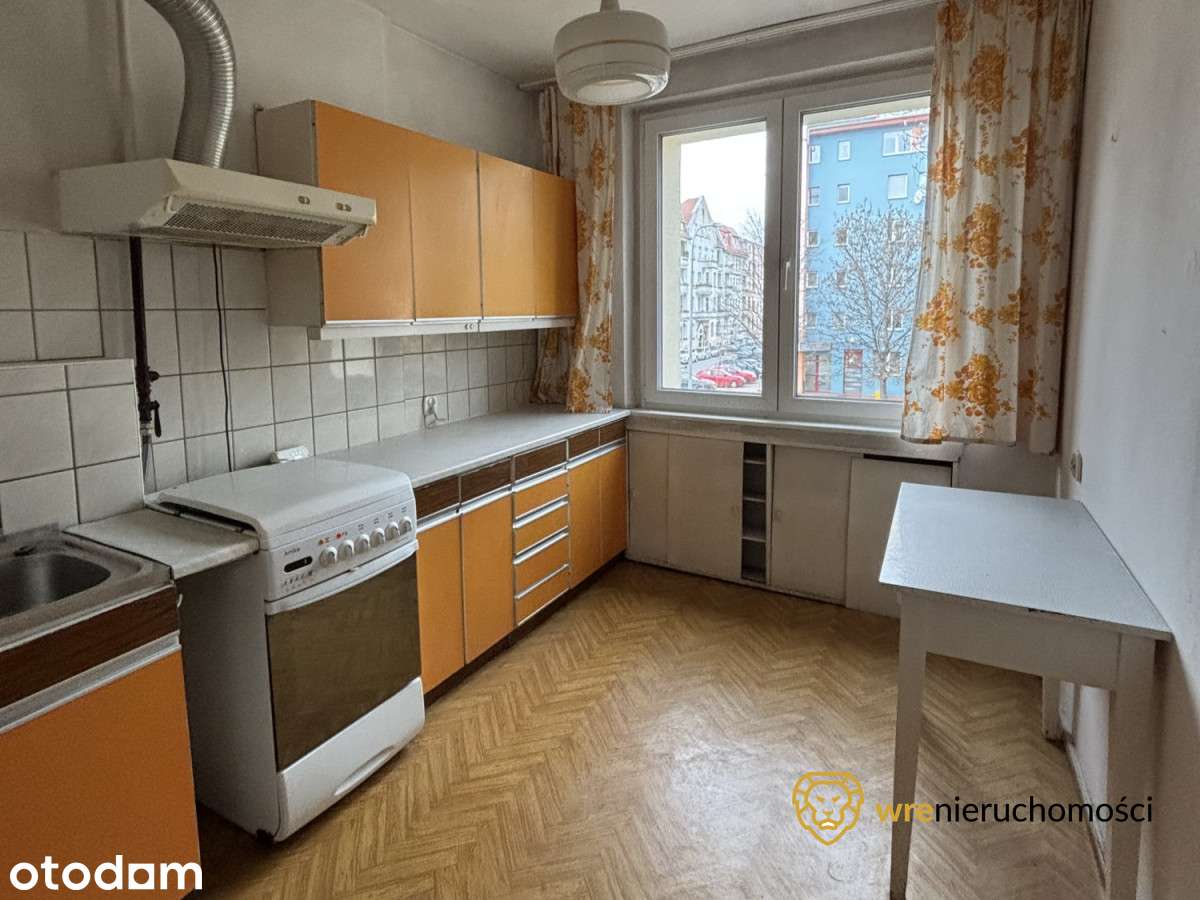 Duży Balkon | 1sze piętro | Centrum | Do remontu