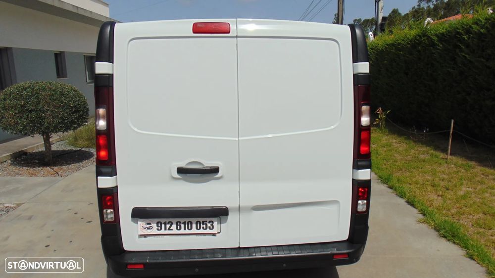 Renault TRAFIC LONGA 1.6 DCI 120CV 6LUGARES - 4