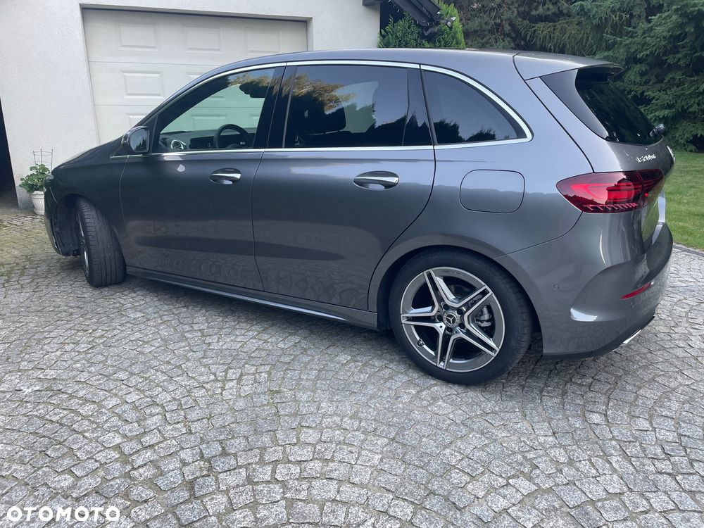 Mercedes-Benz Klasa B 200 d 8G-DCT AMG Line - 10