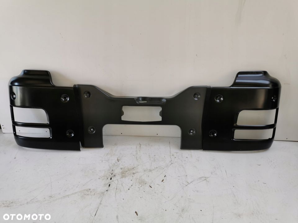 POSZYCIA ZDERZAK MAN TGS TGA WASKI - 1