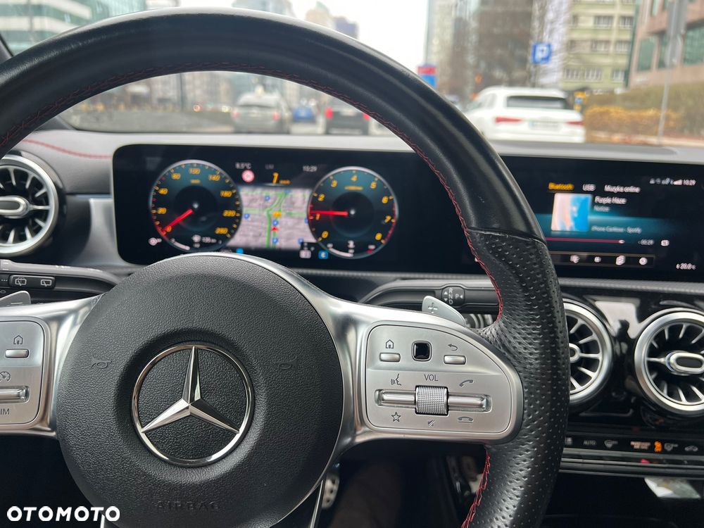 Mercedes-Benz CLA - 22