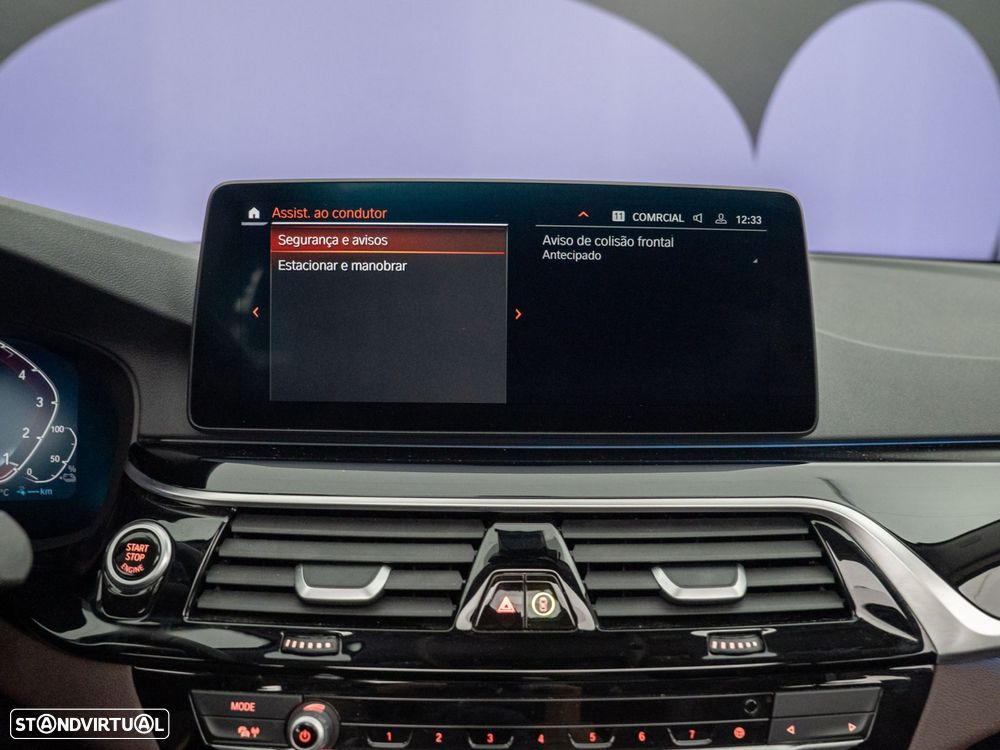 BMW 530 e - 38