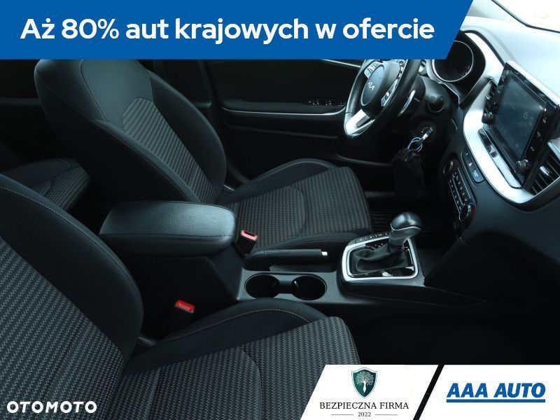 Kia Ceed - 10