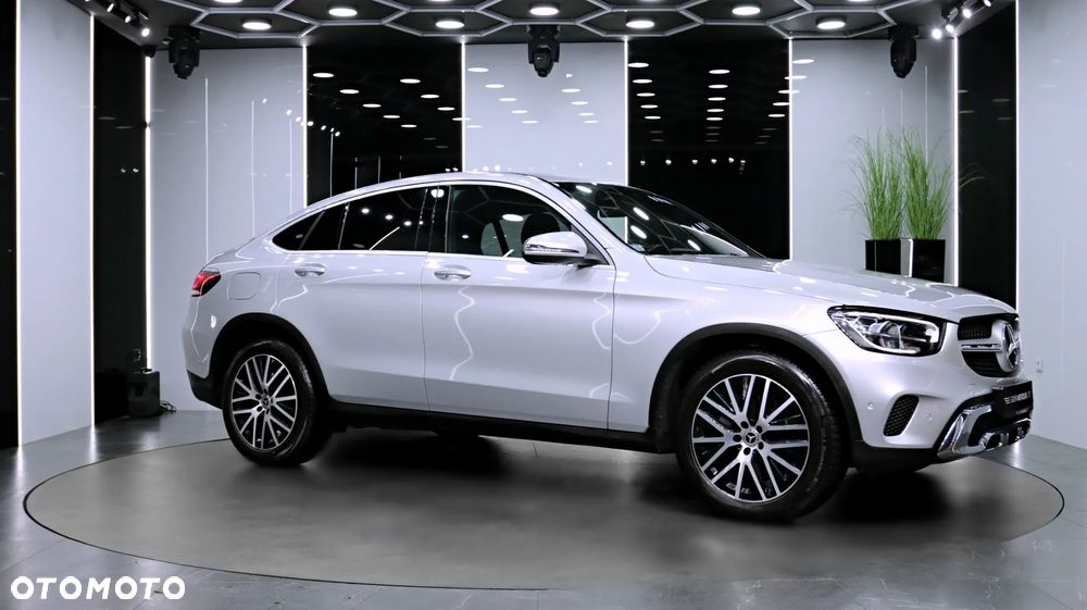 Mercedes-Benz GLC 200 4Matic 9G-TRONIC - 9
