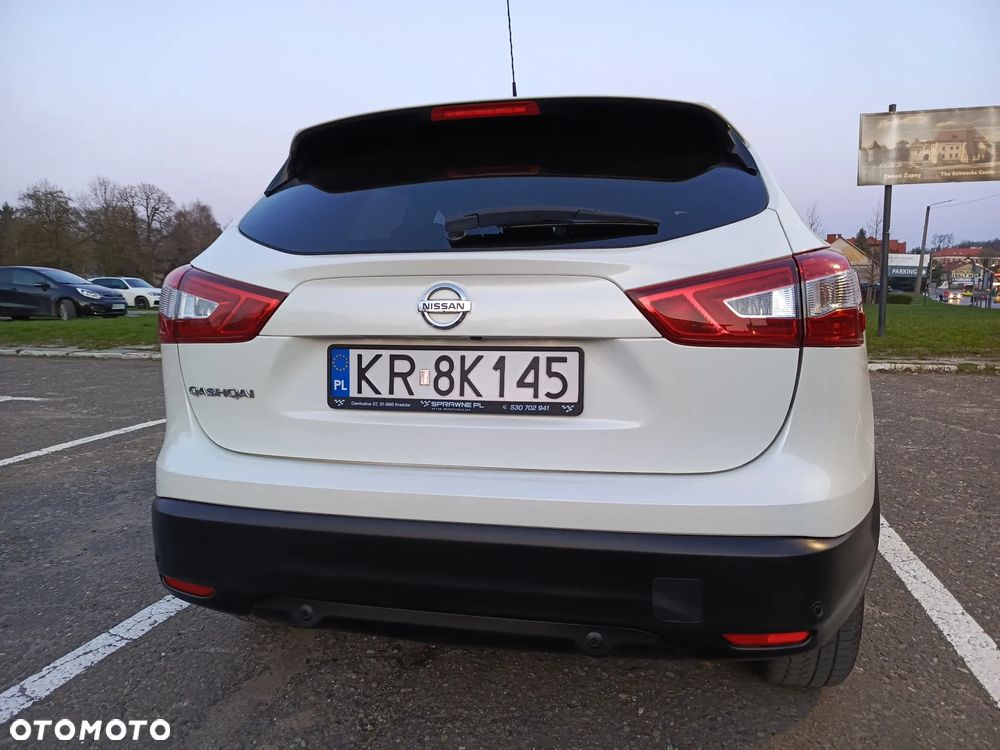 Nissan Qashqai 1.6 DCi 4x4 Tekna EU6 - 23