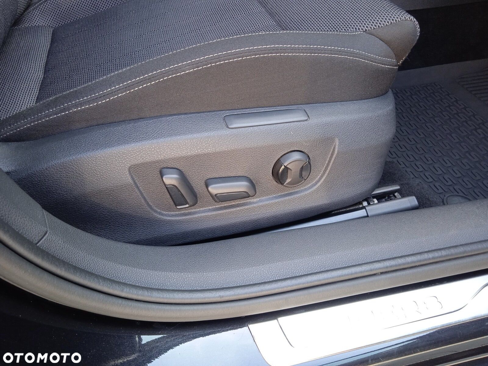 Skoda Superb 2.0 TDI SCR Style DSG - 18