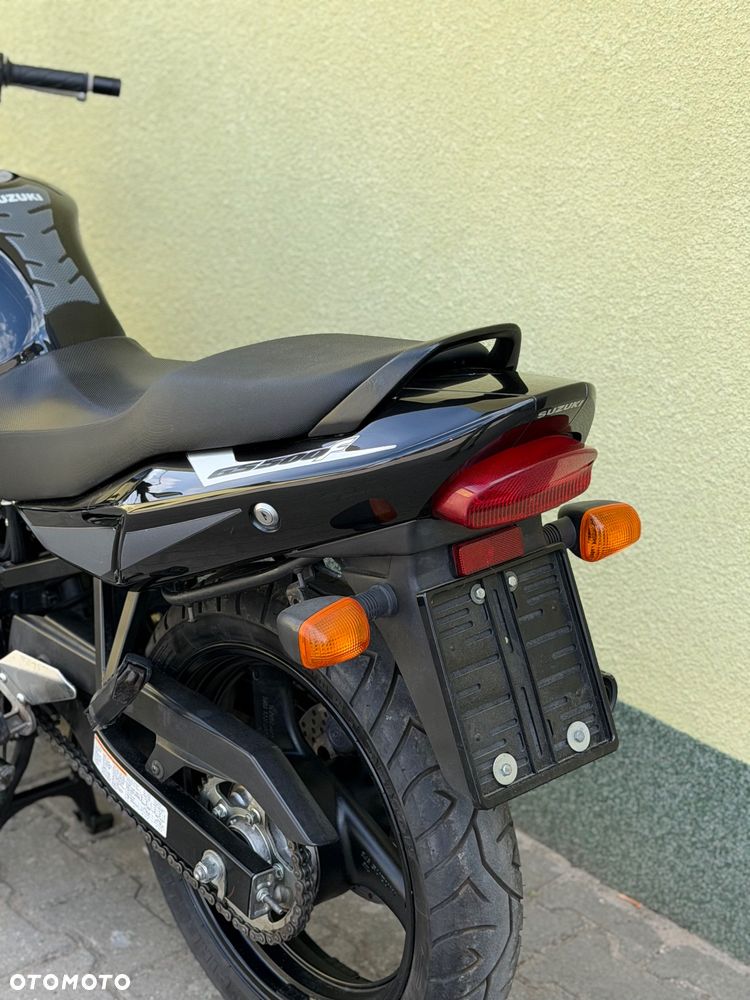 Suzuki GS - 20