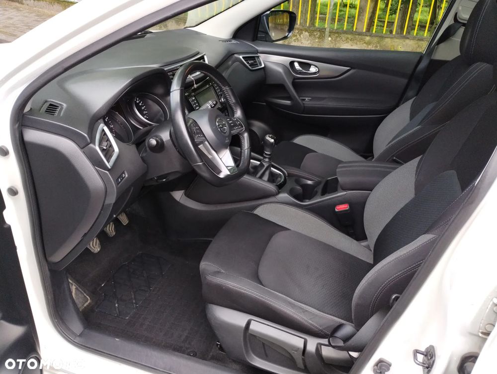 Nissan Qashqai 1.2 DIG-T N-Connecta - 11
