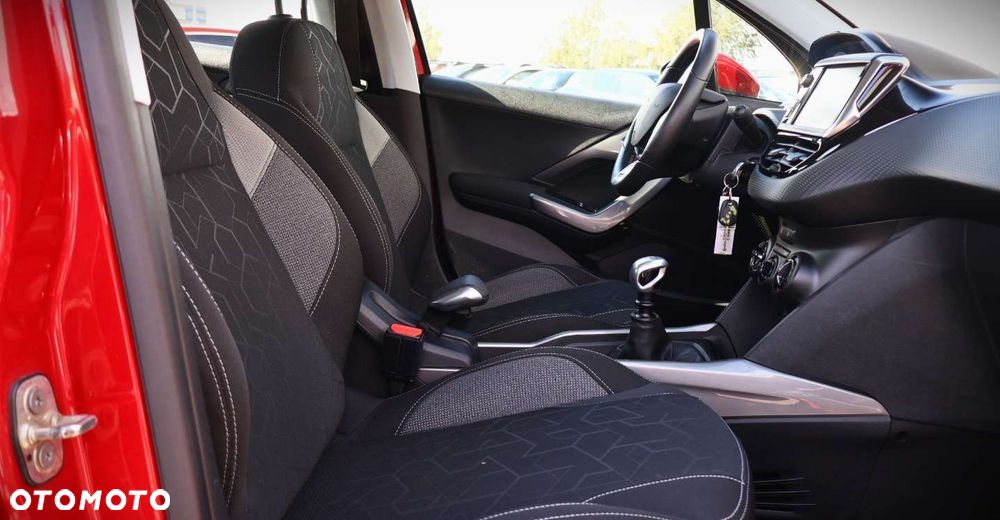 Peugeot 2008 - 19