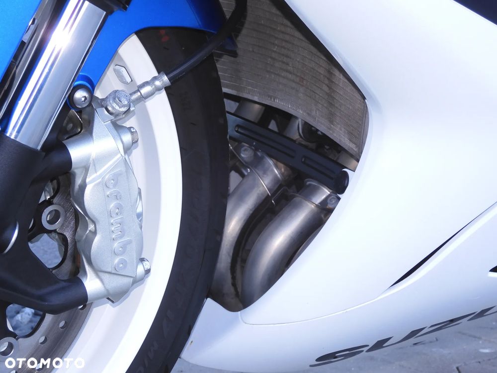 Suzuki GSX-R - 22