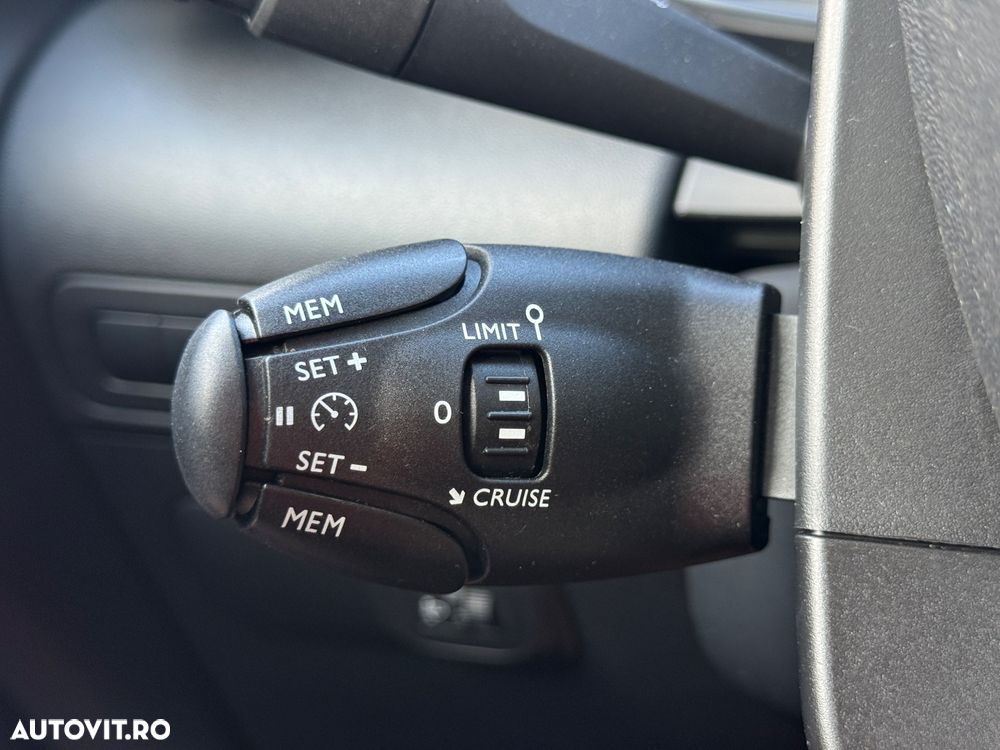 Citroën C3 AIRCROSS PureTech 130 Stop & Start EAT6 OPF SHINE - 17
