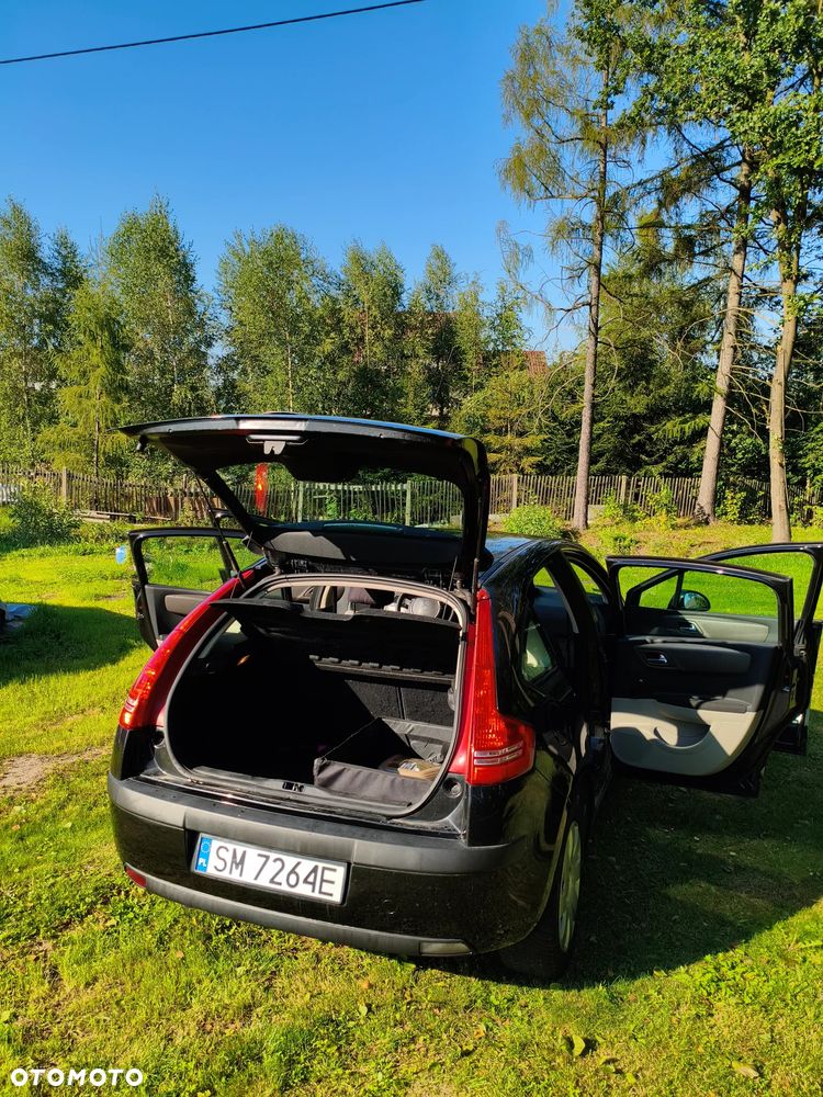 Citroën C4 1.4 16V SX - 5