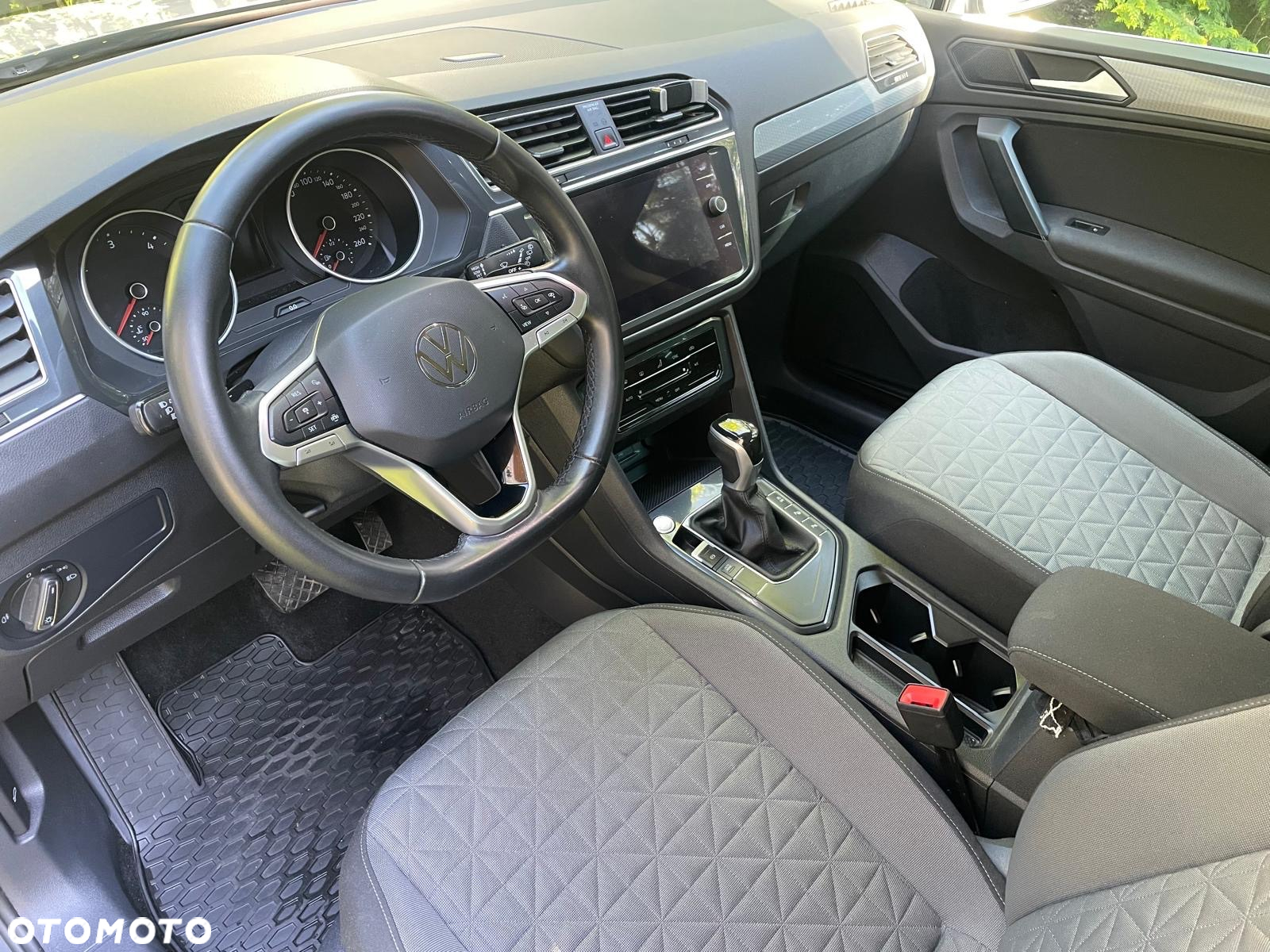 Volkswagen Tiguan 2.0 TDI SCR 4Mot R-Line DSG - 17