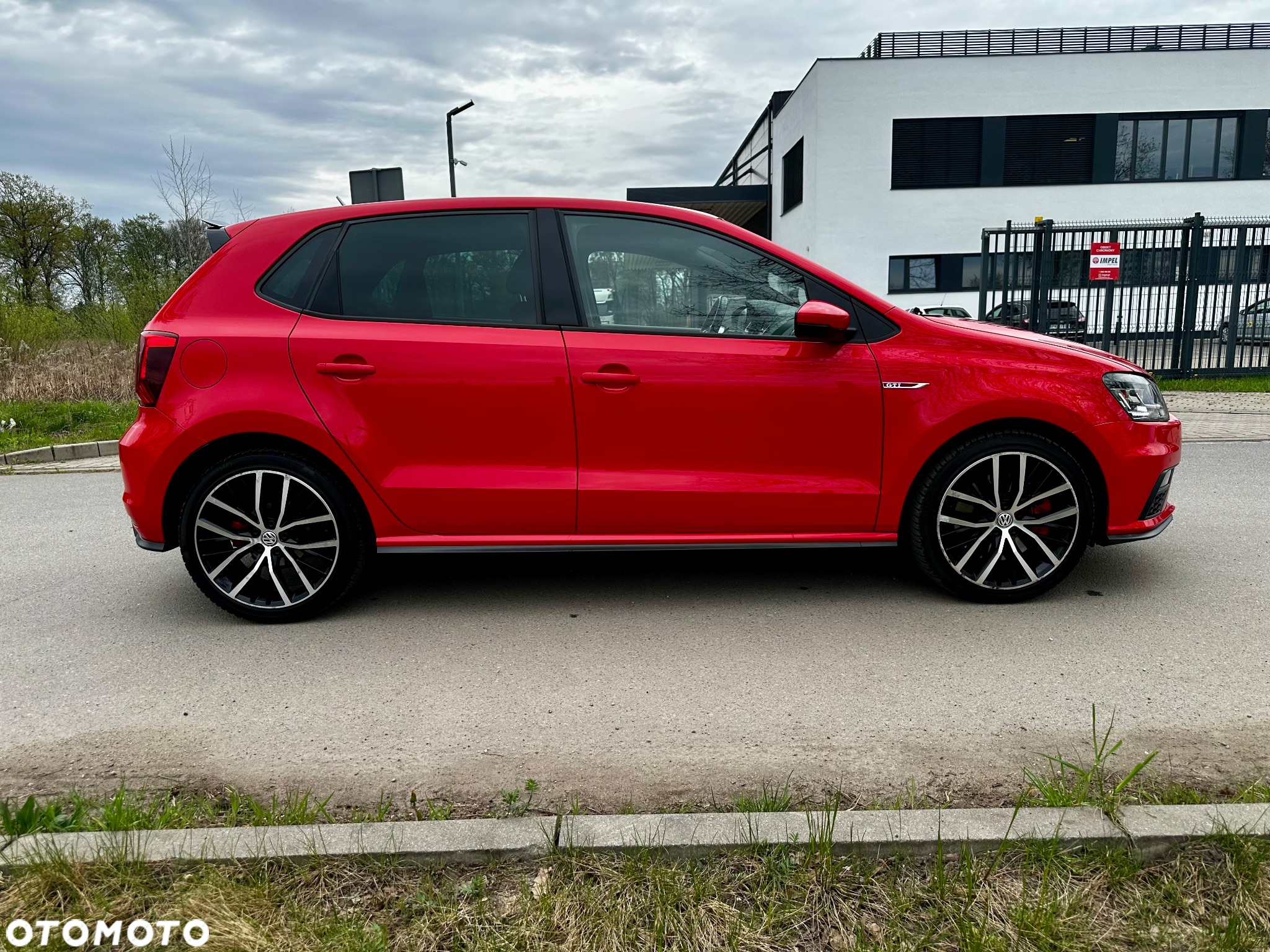 Volkswagen Polo 1.8 TSI (Blue Motion Technology) DSG GTI - 4