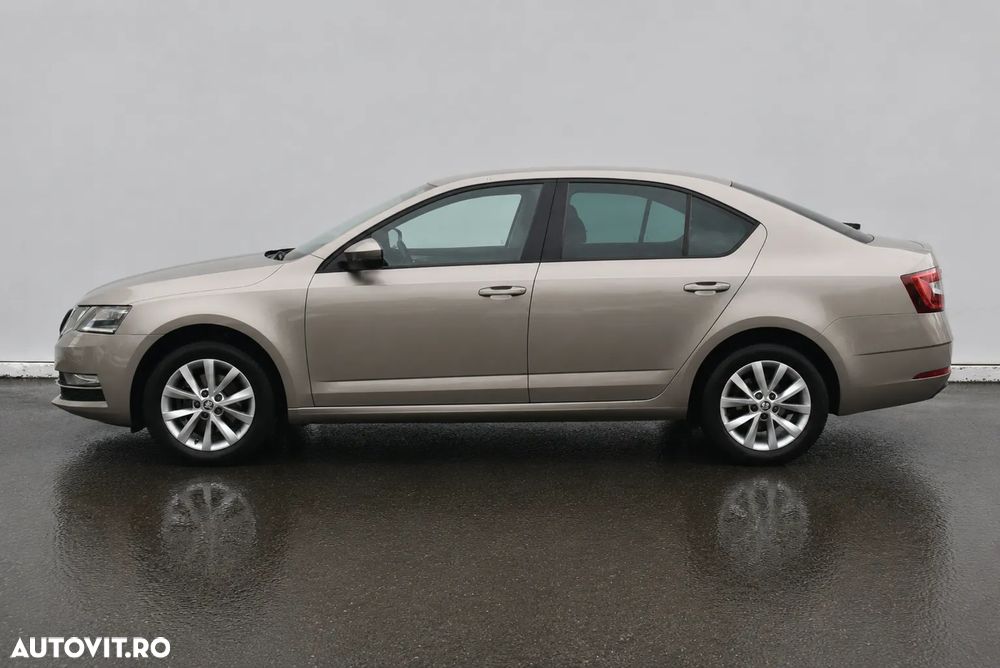 Skoda Octavia - 5
