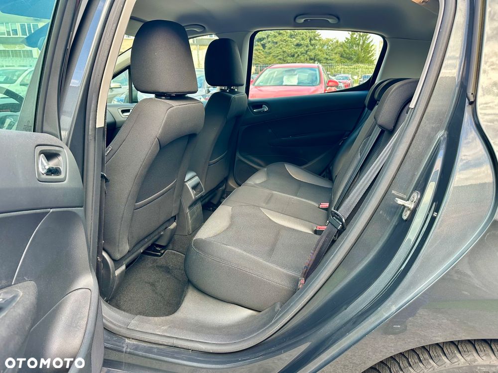 Peugeot 308 120 VTi Premium - 23