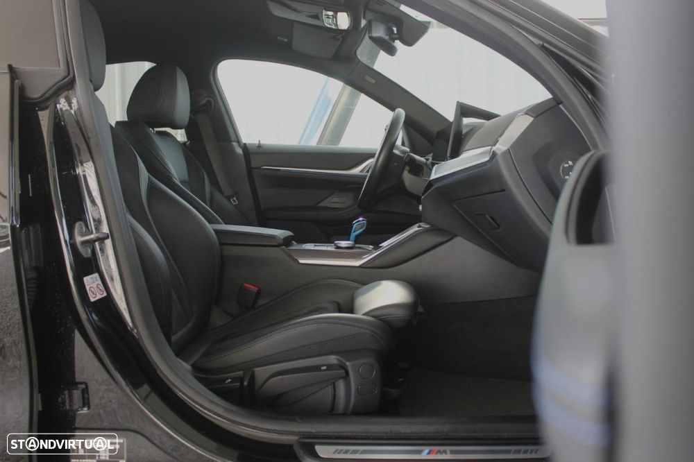 BMW i4 eDrive40 Desportiva M - 9