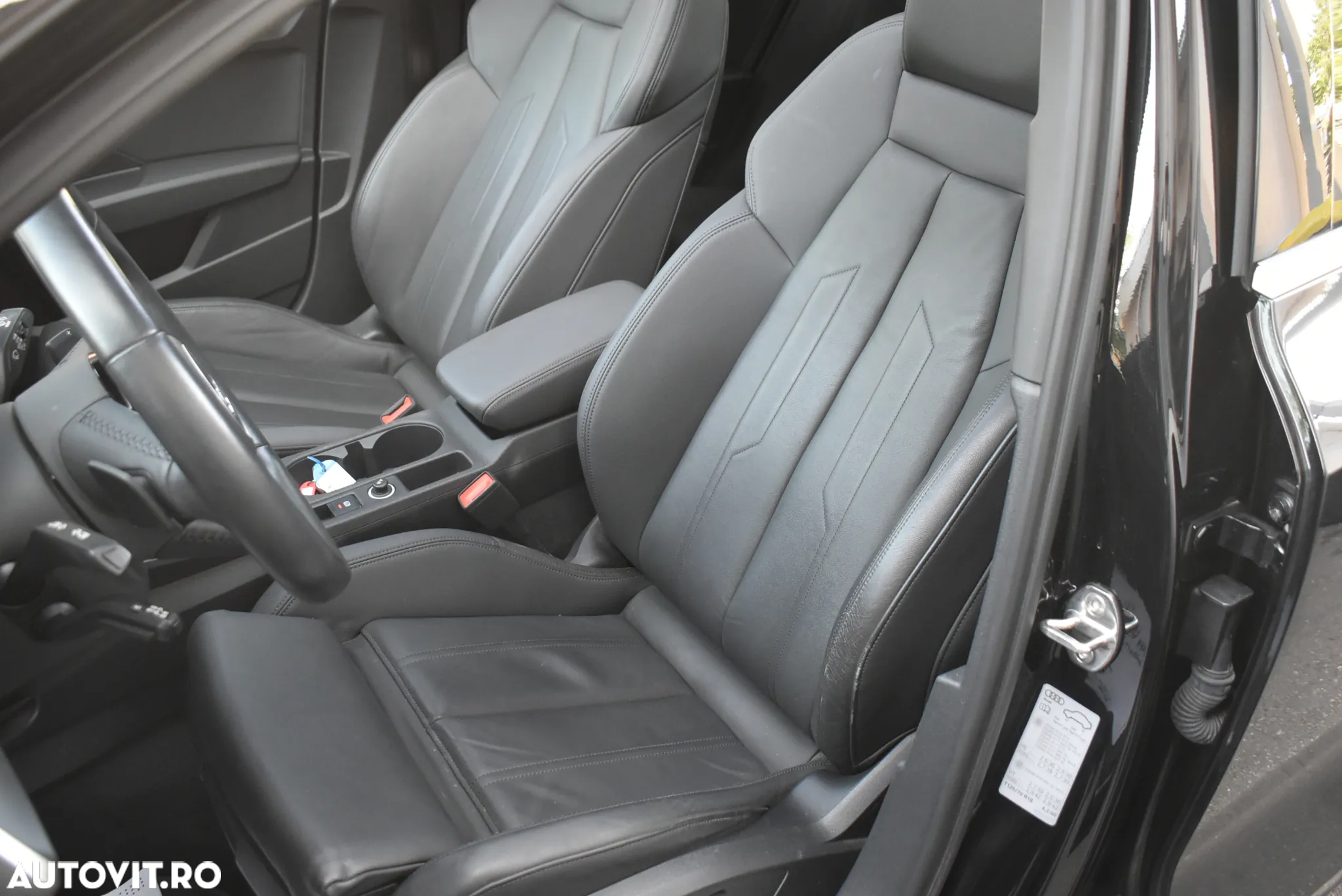 Audi A3 35 TFSI cylinder on demand Limousine S tronic design - 8