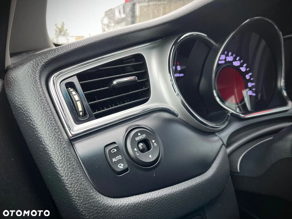 Kia Ceed Cee'd 1.6 GDI L - 17