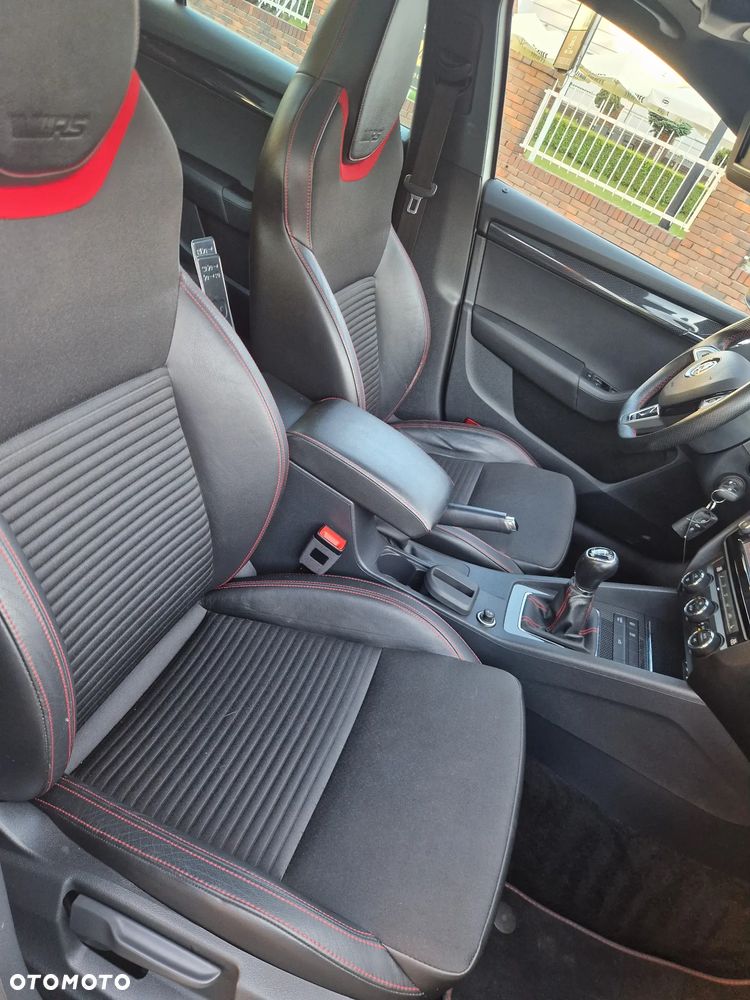 Skoda Octavia 2.0 TDI RS - 19