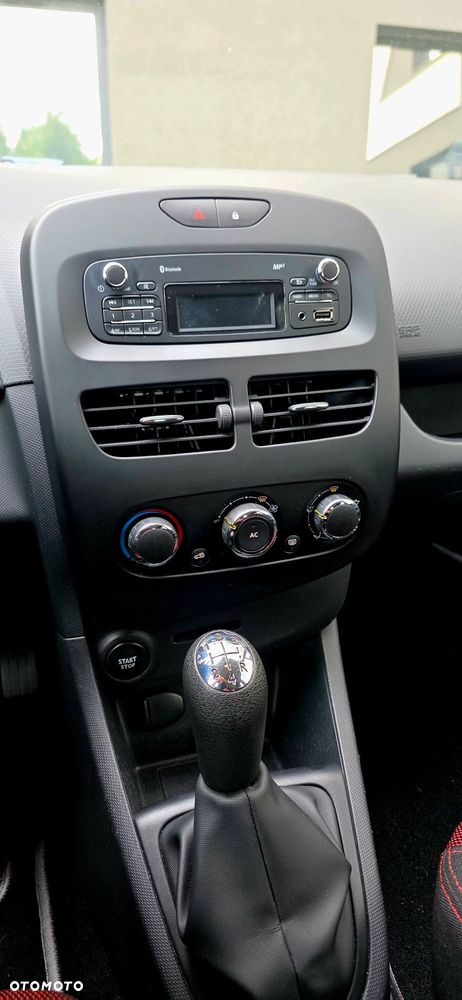 Renault Clio 1.2 16V Business EU6 - 26