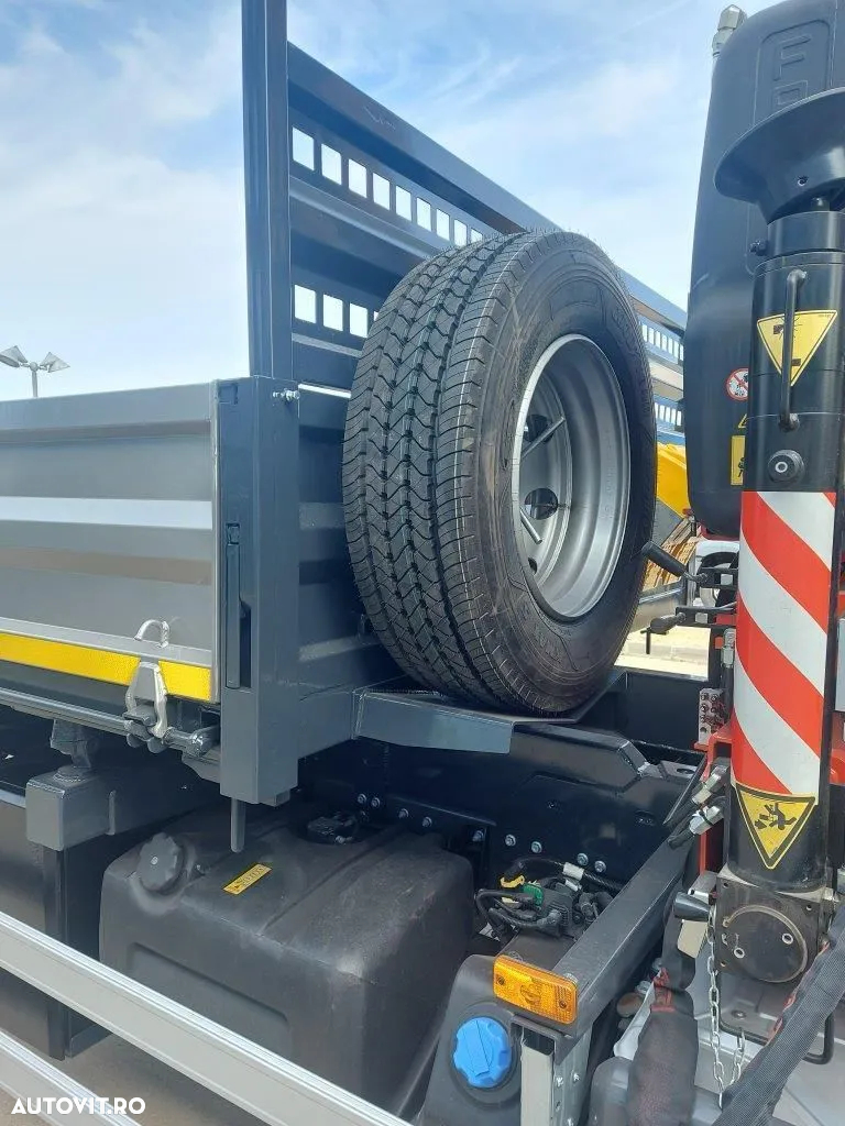 Renault D210 Basculanta+macara - 2