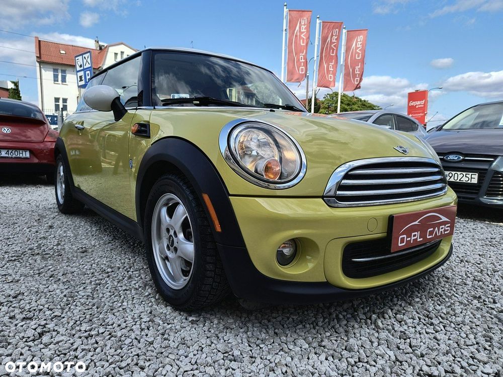 MINI Cooper Standard - 23