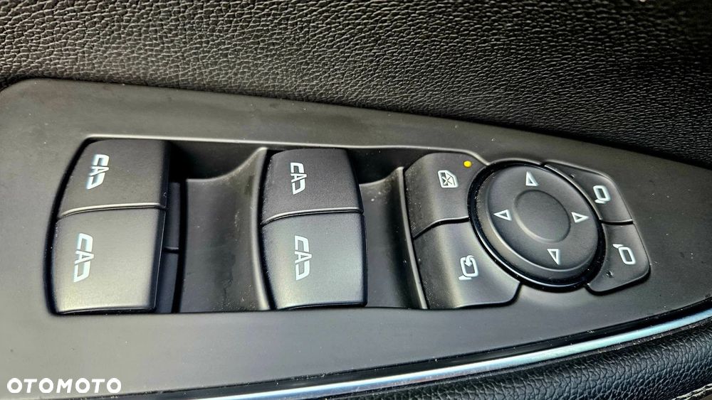 Opel Insignia CT 1.6 T Exclusive S&S - 18