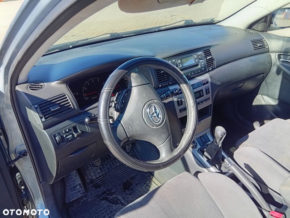 Toyota Corolla 2.0 D-4D Sol - 8