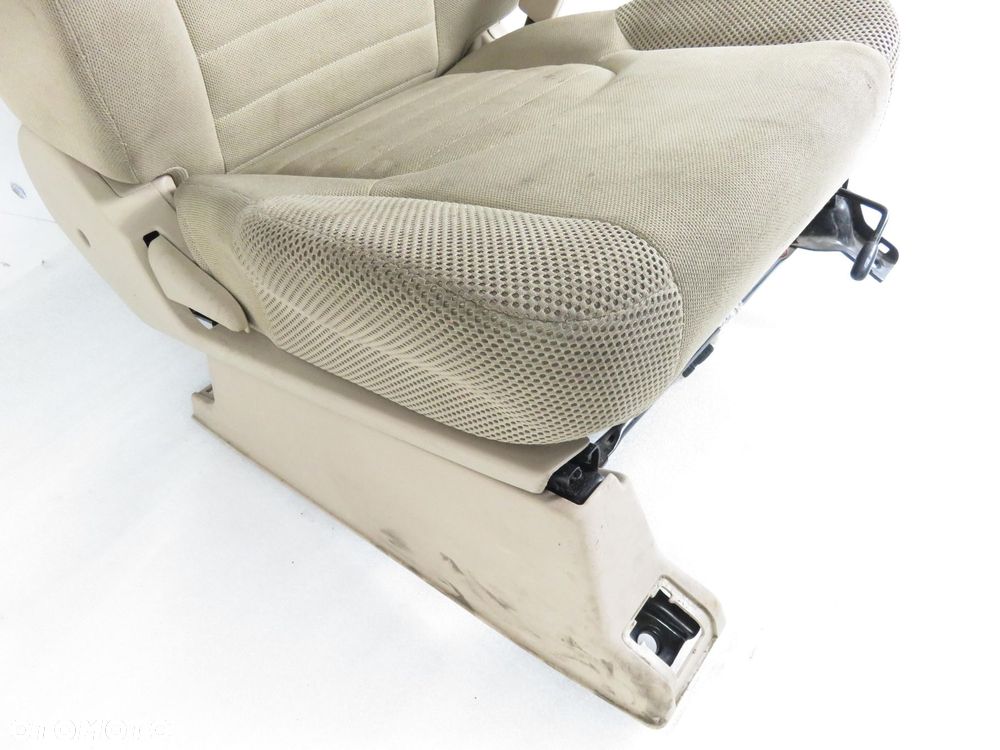 FOTEL PASAŻERA NISSAN PATHFINDER III R51 - 9