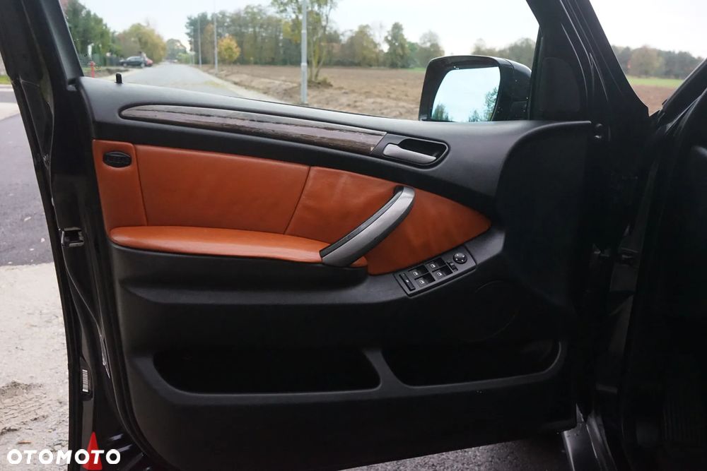 BMW X5 - 12