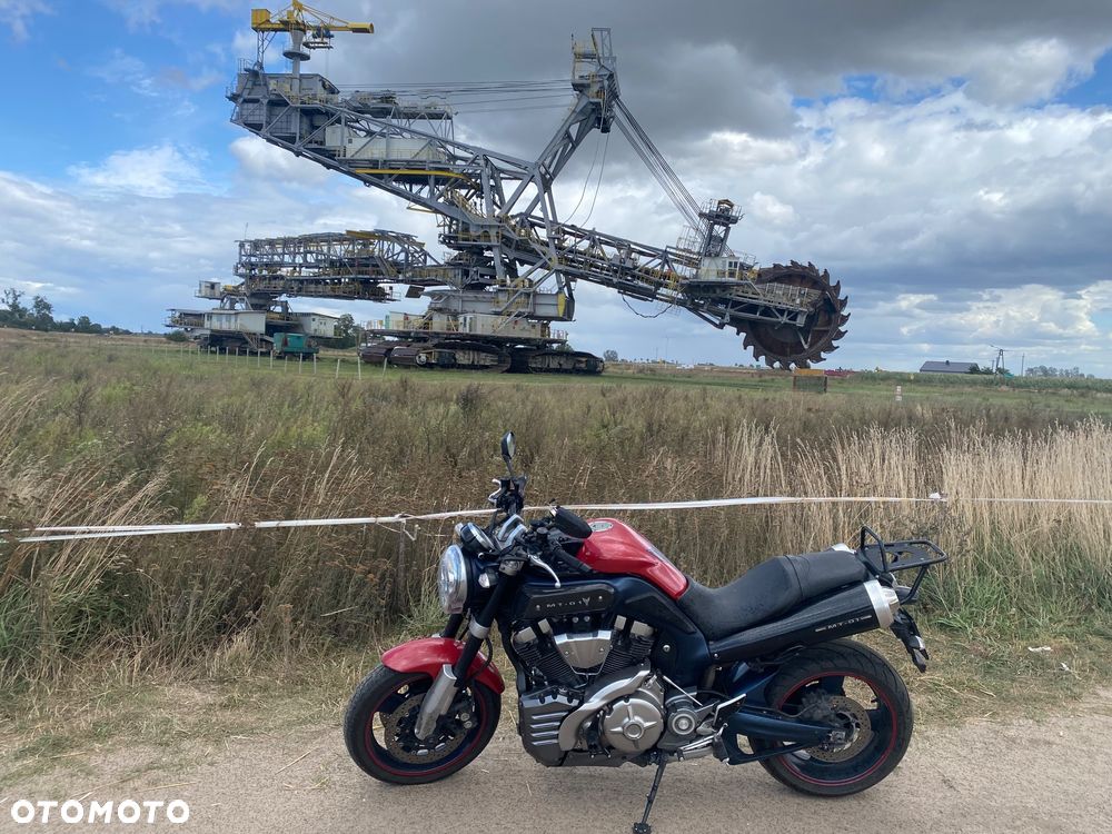 Yamaha MT - 1