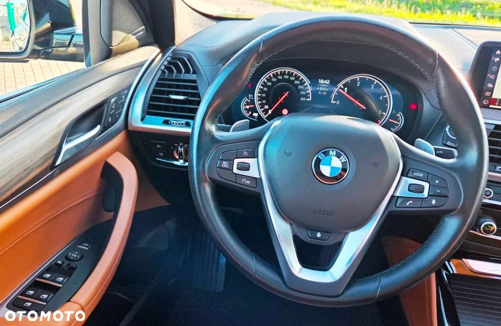 BMW X4 xDrive20d xLine sport - 36