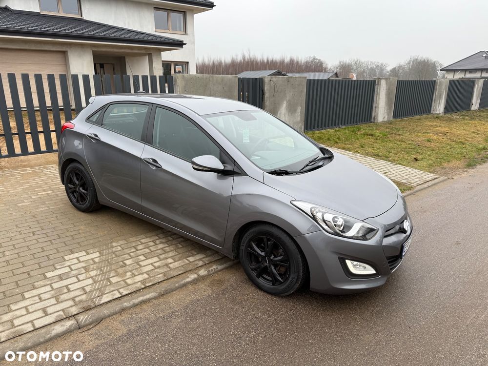 Hyundai i30 1.4 Classic + - 5