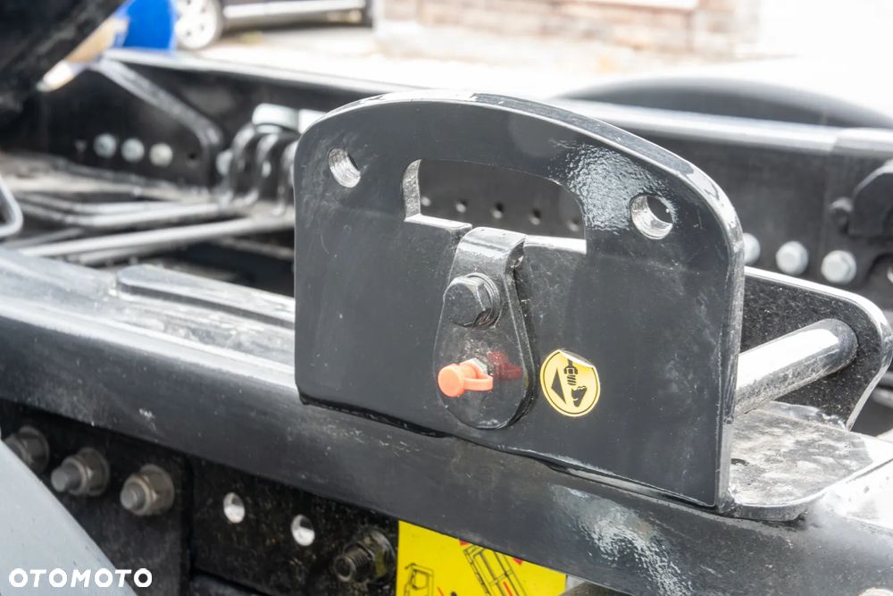 Renault D18 HIGH P4X2 280E6 - 16