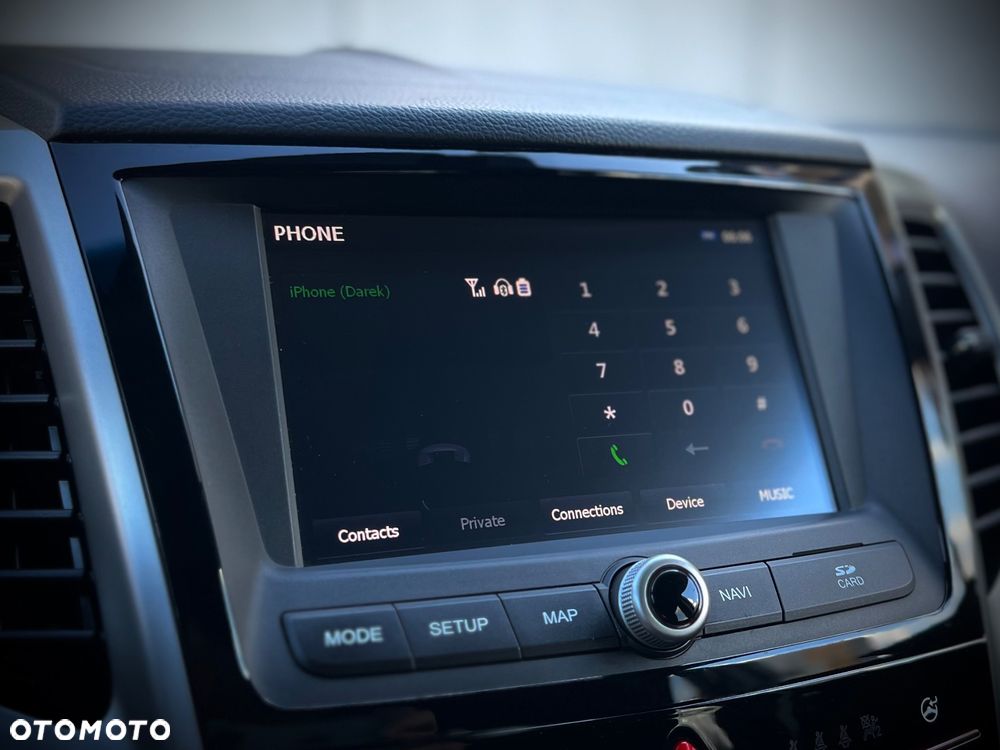 SsangYong/KGM Tivoli e-XGi 160 2WD Black+White - 9