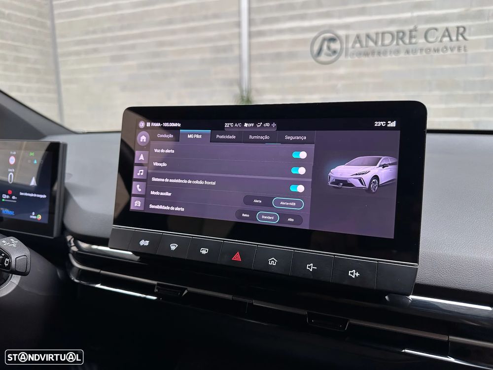 MG MG4 77 kWh Extended Range Luxury - 28