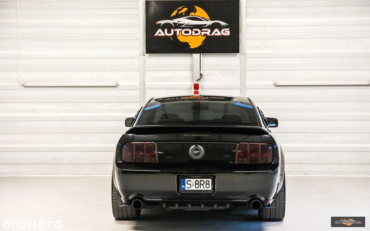 Ford Mustang - 8