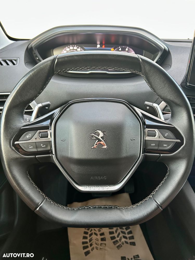 Peugeot 3008 1.5 BlueHDI 130 EAT8 Allure Pack - 32