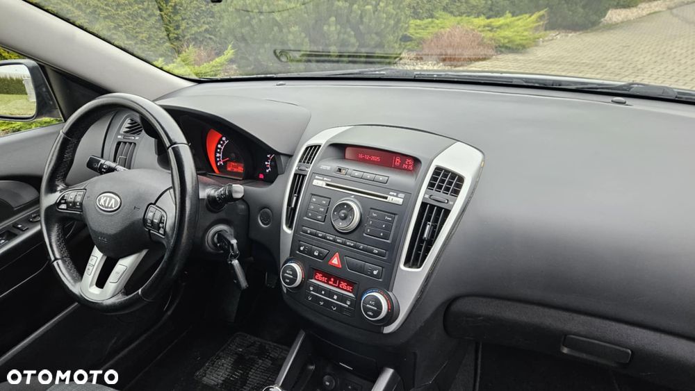 Kia Ceed 1.6 Crdi Comfort + - 23