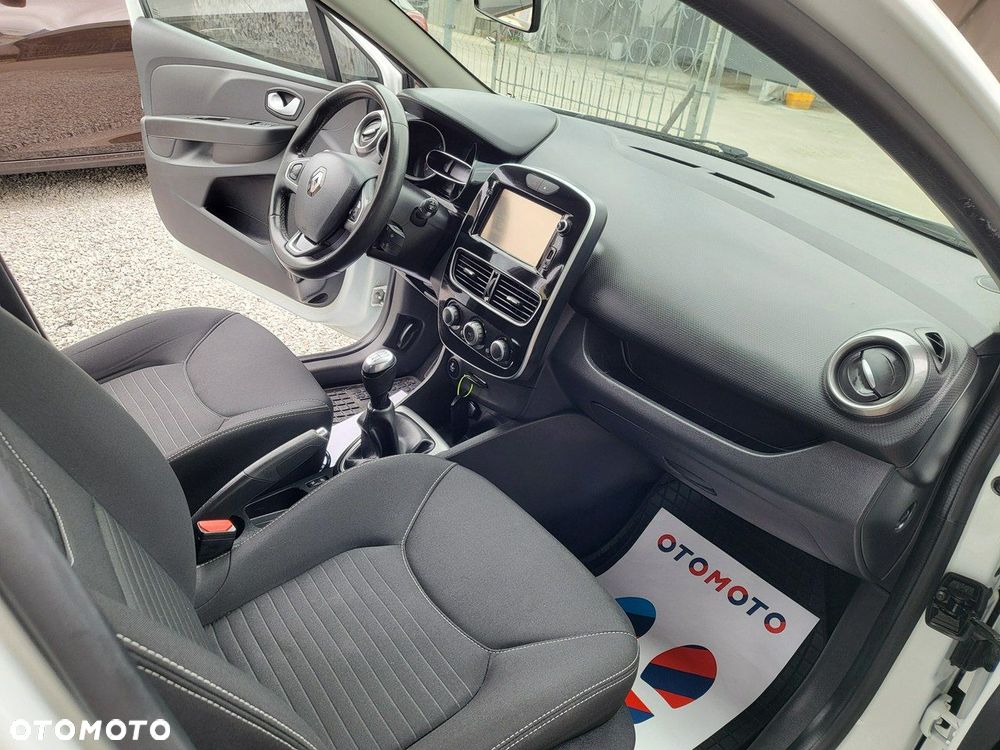 Renault Clio - 20