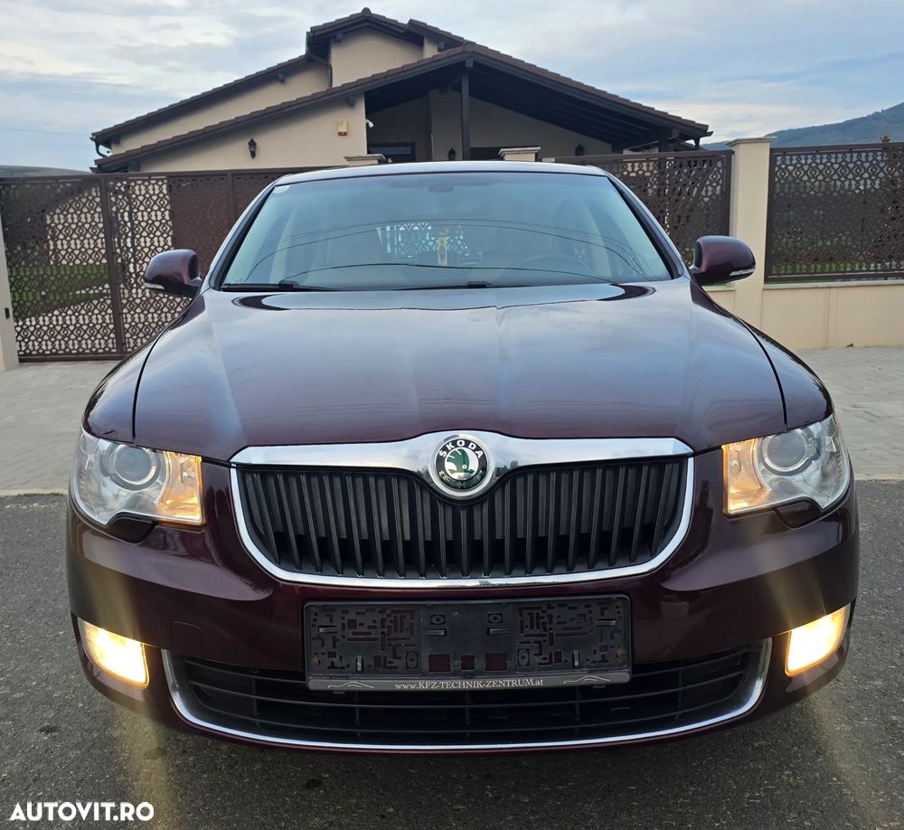 Skoda Superb 1.9 TDI Elegance - 2