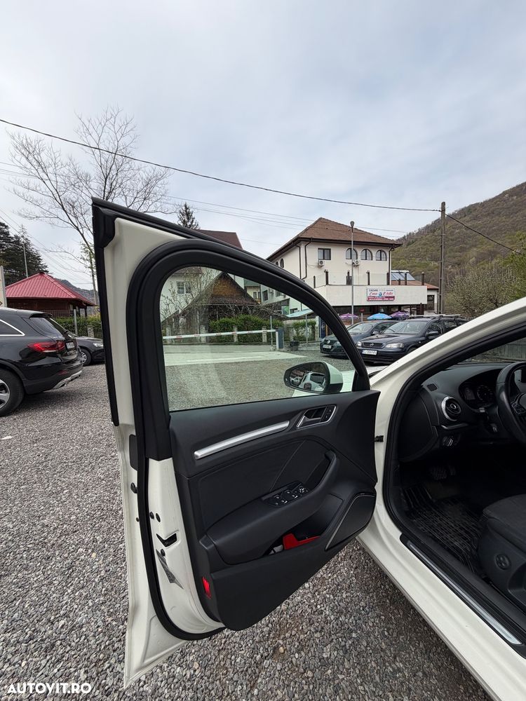 Audi A3 2.0 TDI S tronic - 8